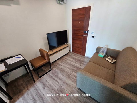 Brown Condo Phahol 67        .