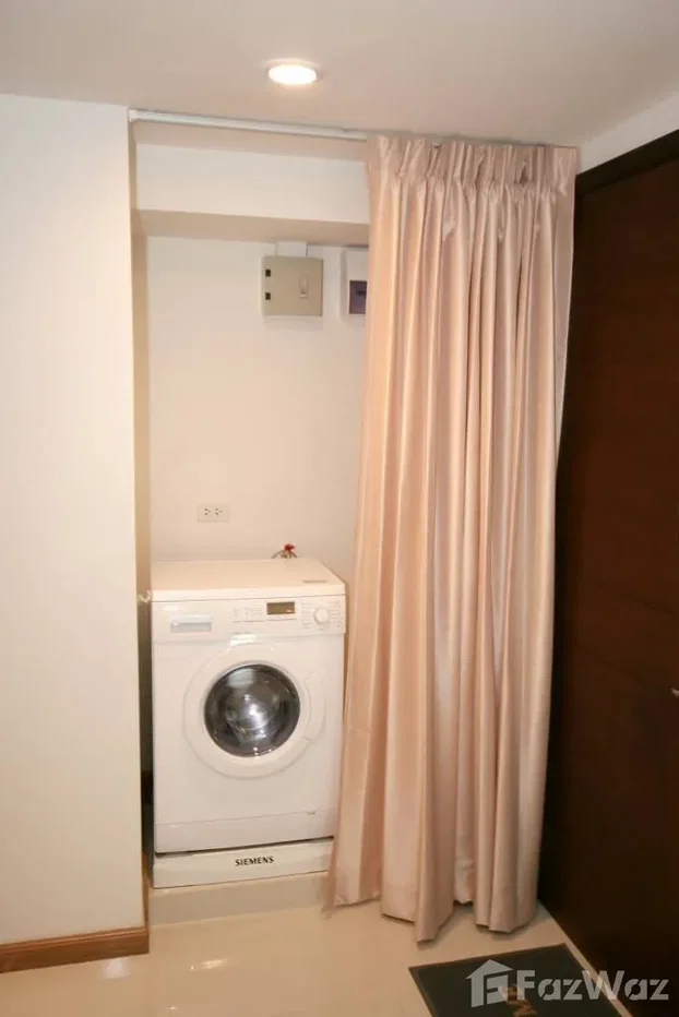 picture Modern Duplex Apartment in Central Bangkok 5776503 - 9/11