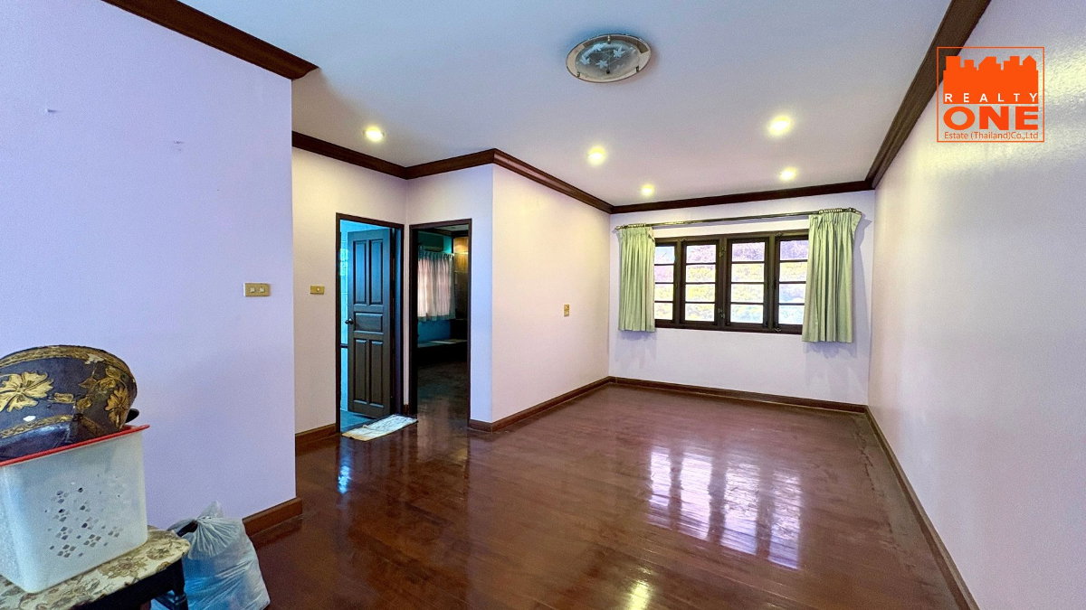 รูป ขายบ้านเดี่ยว ลดาวัลย์ ศรีนครินทร์ (Ladawan Srinakarin) 140 ตารางวา เหมาะแก่การรีโนเวทในแบบของคุณ - รูปที่ 12/16