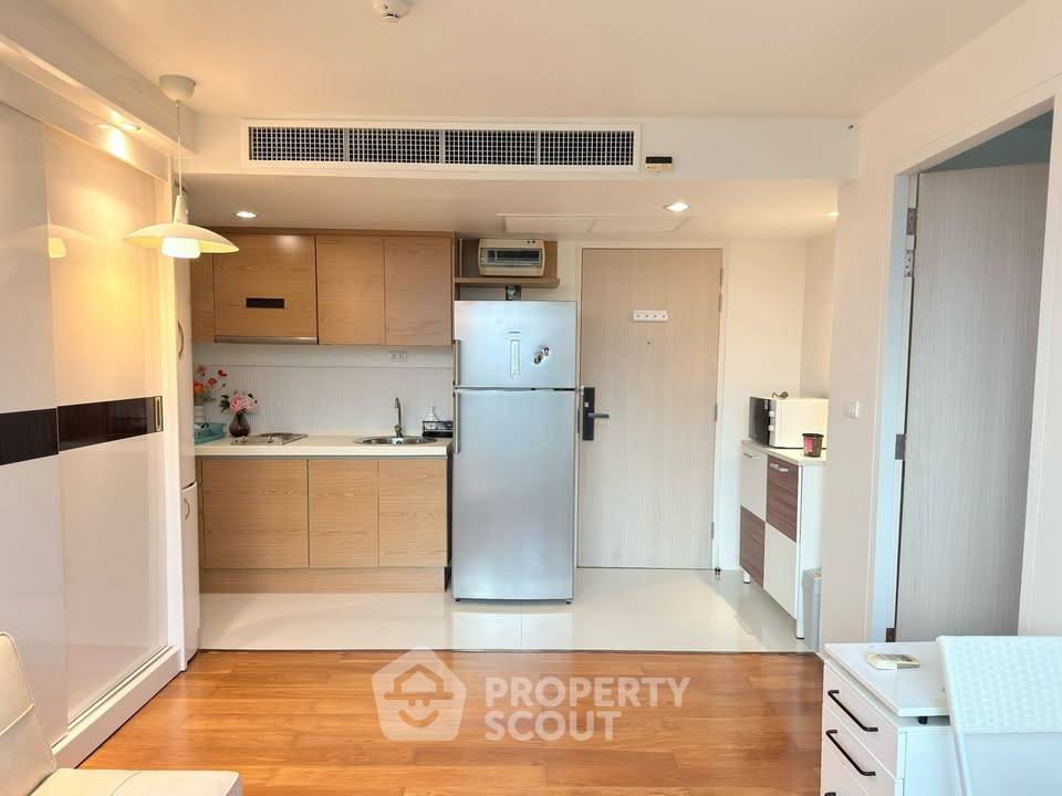picture 1-BR Condo at Focus On Saladaeng Condominium near MRT Si Lom (ID 3342378) - 4/15