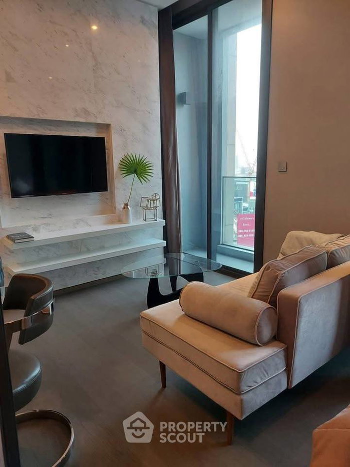 picture 1-BR Condo at The Esse At Singha Complex near MRT Phetchaburi (ID 3342811) - 3/12