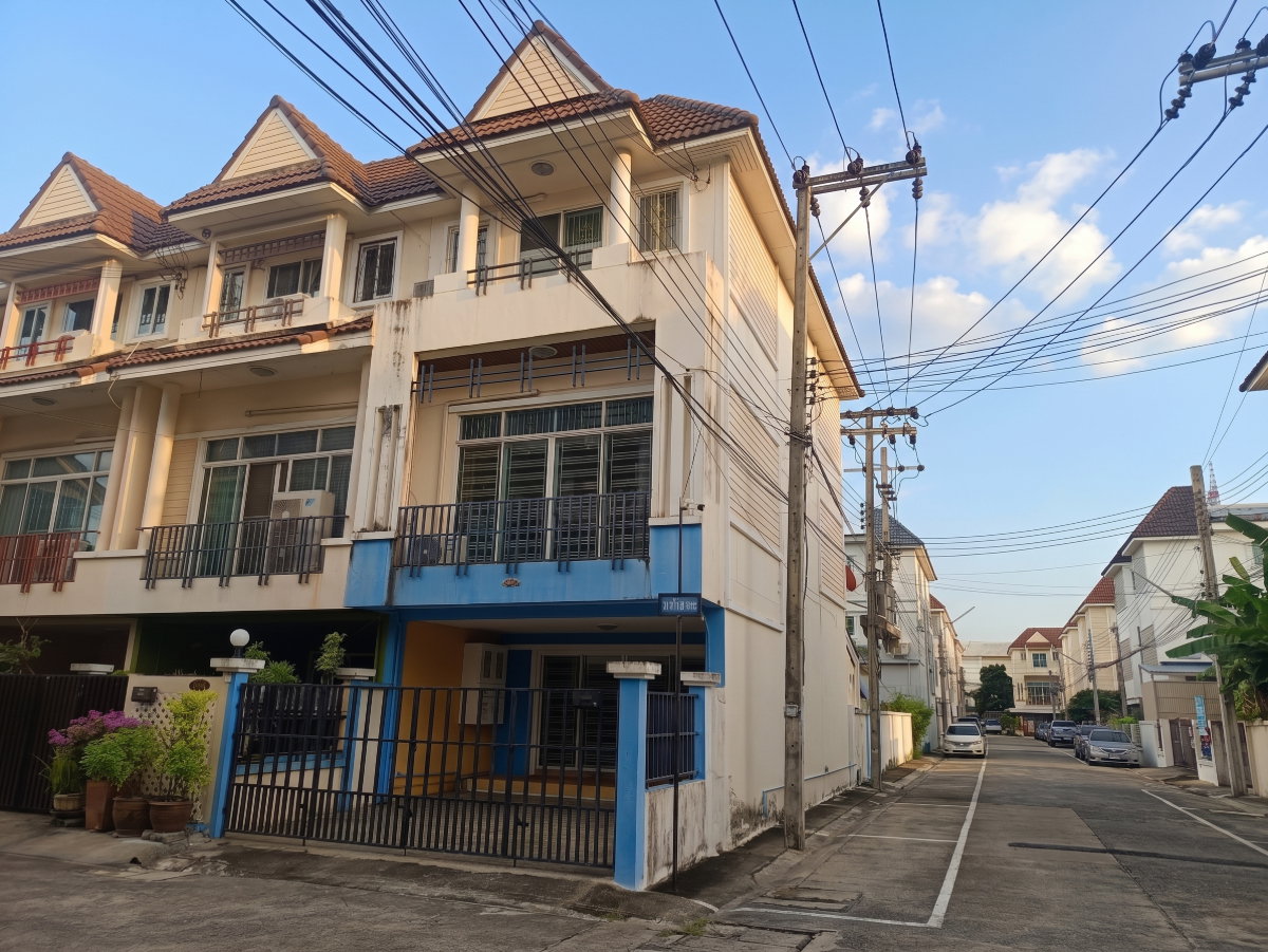 รูป 🏤 ดีลดีที่สุดแห่งปี! ทาวน์เฮ้าส์ 3 ชั้นหลังมุม "หมู่บ้านนวนิช" เพียง 1.99 ล้าน - รูปที่ 6/35