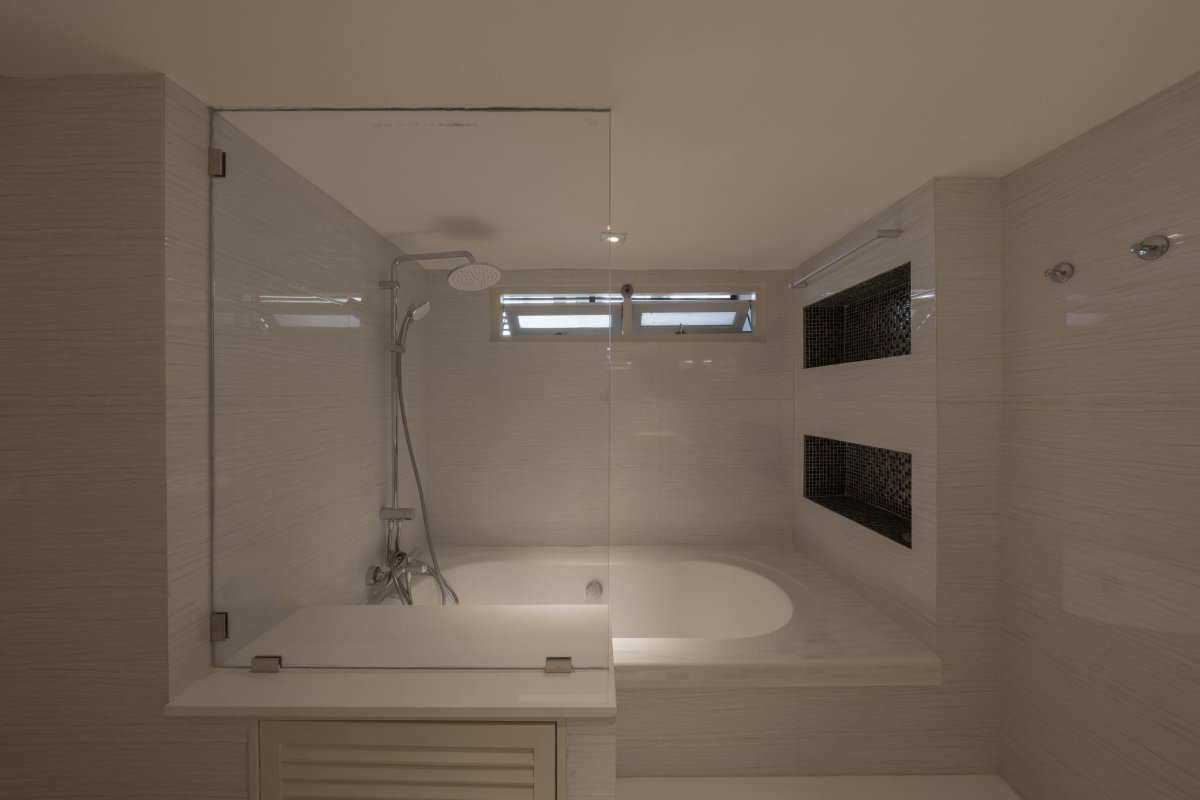 รูป เช่าคอนโด ดิ เอ็มโพริโอ เพลส สุขุมวิท 24 แบบ 2 ห้องนอน/น้ำ ขนาด 180 sqm. ID Line: ss_sunny89 - รูปที่ 6/6