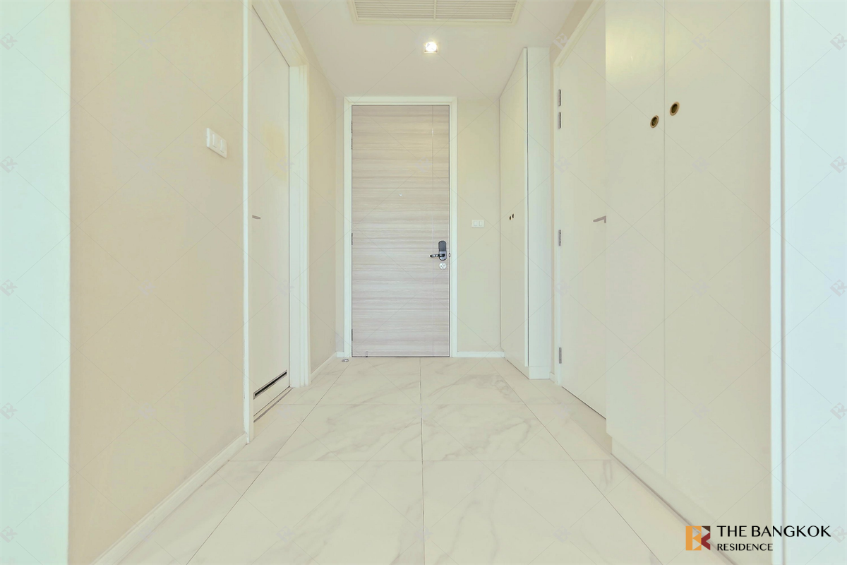 picture The Room Sukhumvit 21 Start Elevated Living at a Price Youll Love - 10/10