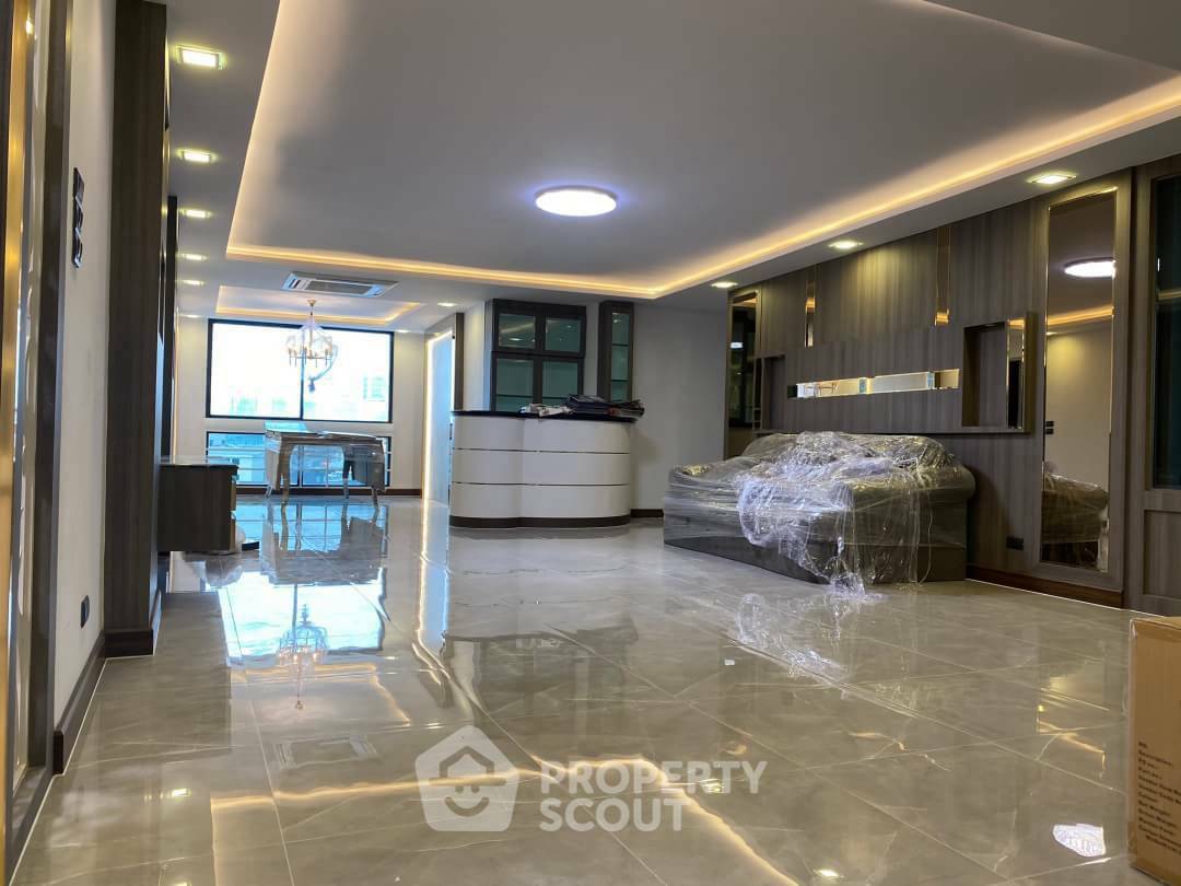 รูป คอนโด 3-ห้องนอน ที่ เพรสซิเดนท์ ปาร์ค คอนโดมิเนี่ยม ใกล้ MRT ศูนย์การประชุมแห่งชาติสิริกิติ์ (ID 3341272) - รูปที่ 8/16