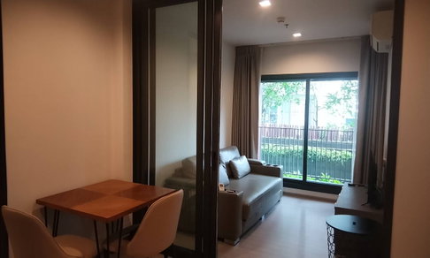 PFD-09205 Condo for rent Life Asoke Hype : Room with a beautiful view; quiet and peaceful.