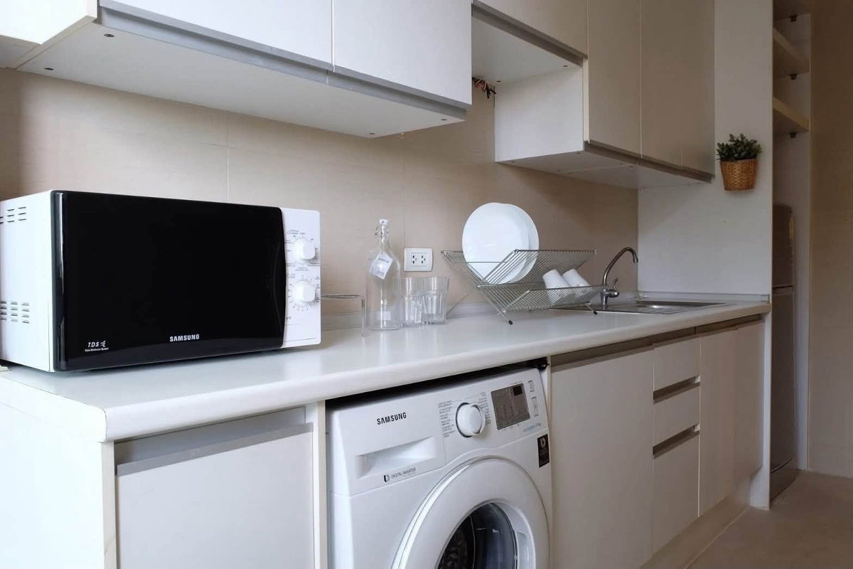 picture 🍀 For Rent Happy Condo Ladprao 101 🍀 Add Line ID: @zcondo (with@) 🔥 C6316 - 4/7