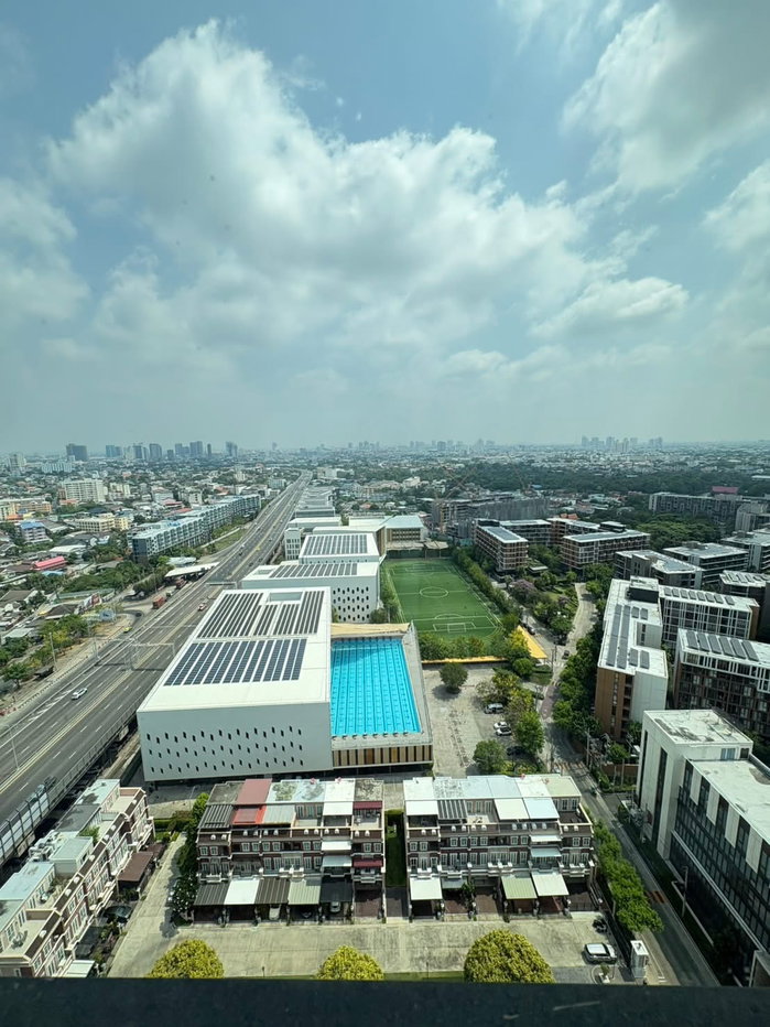 picture 12,000 the base park east BTS Onnut contact Line:katk03 - 7/8