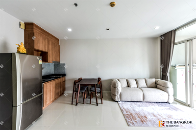Condos for sale : Ideo Verve Ratchaprarop Comfortable and Ready to Move-in near Airport Rail Link Ratchaprarop Station