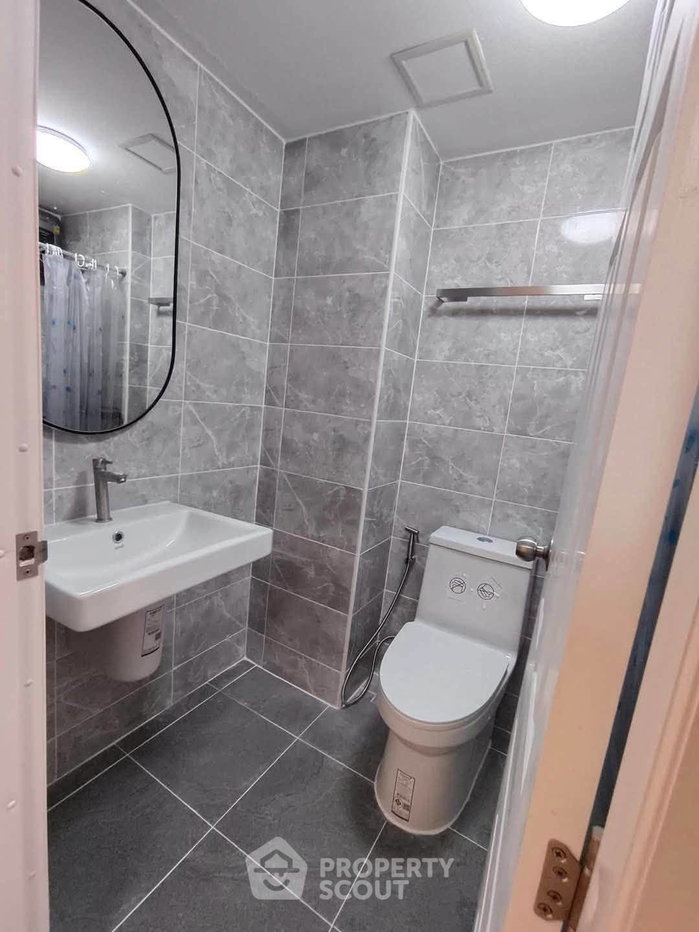 picture 1-BR Condo at Lumpini Condo Town Bodindecha Ramkhamhaeng in Phlapphla (ID 3343300) - 1/10
