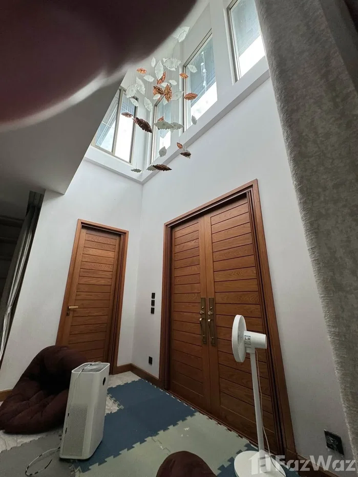 รูป บ้านเดี่ยวให้เช่า 3 ห้องนอน ในโครงการ แกรนด์ บางกอก บูเลอวาร์ด ศรีนครินทร์ 6812199 - รูปที่ 2/8
