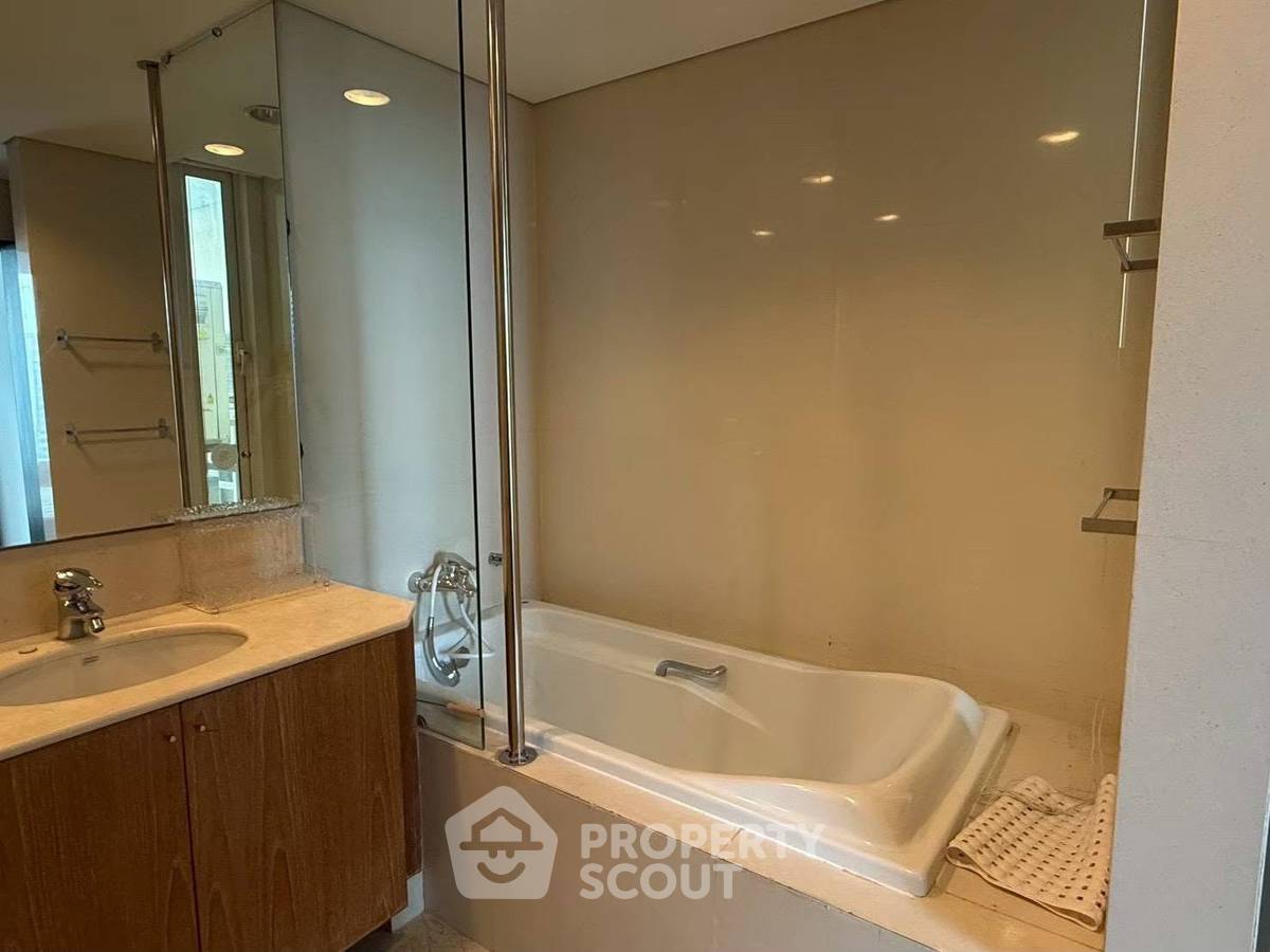 picture 3-BR Condo at Wilshire near BTS Phrom Phong (ID 3343304) - 12/20