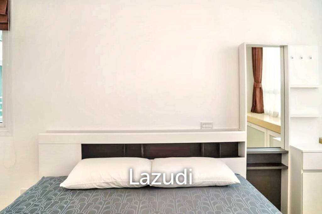 picture 1 Bed 1 Bath 40 SQ.M T.C. Green Condominium - 11/15