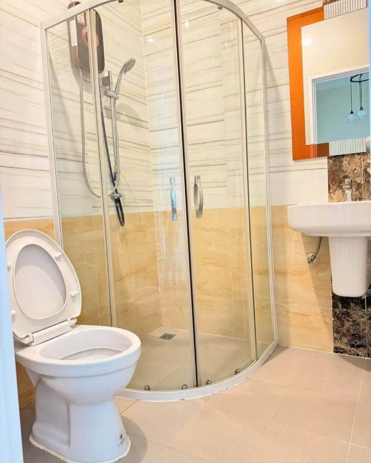 รูป 🏡 ให้เช่า | Golden Town 3 บางนา–สวนหลวง
📌 K245 | ทาวน์โฮม 2 ชั้น | เฟอร์ครบ
💰 ค่าเช่า 20,000 บาท/เดือน - รูปที่ 18/19