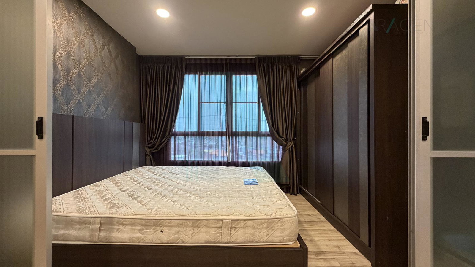 ให้เช่าคอนโด 1 ห้องนอน 30 ตร.ม. ดีคอนโด อ่อนนุช - พระราม 9