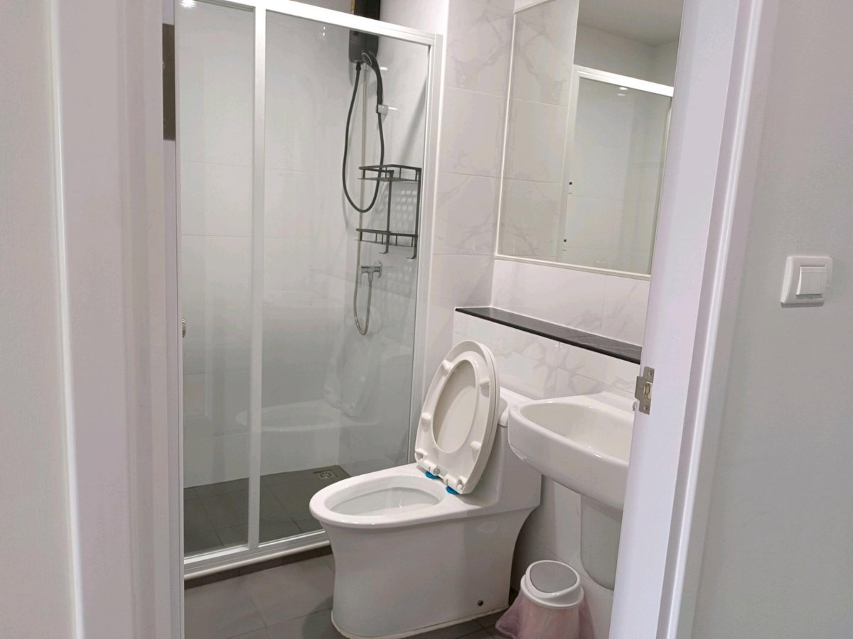 picture Condo for Rent at RYE Huamak (K6909025) ID Line : @condo64 - 9/11
