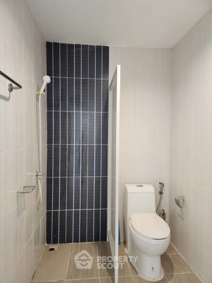 picture 3-BR Townhouse in Khlong Thanon (ID 2020545) - 8/15