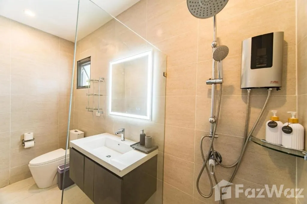 picture Tropical 3-Bedroom Pool Villa with Garden in Bang Rak 6811946 - 7/11
