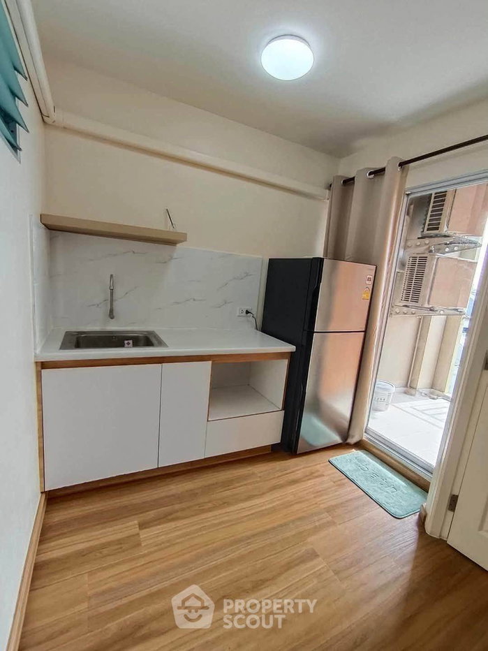 picture 1-BR Condo at Lumpini Condo Town Bodindecha Ramkhamhaeng in Phlapphla (ID 3343300) - 7/10