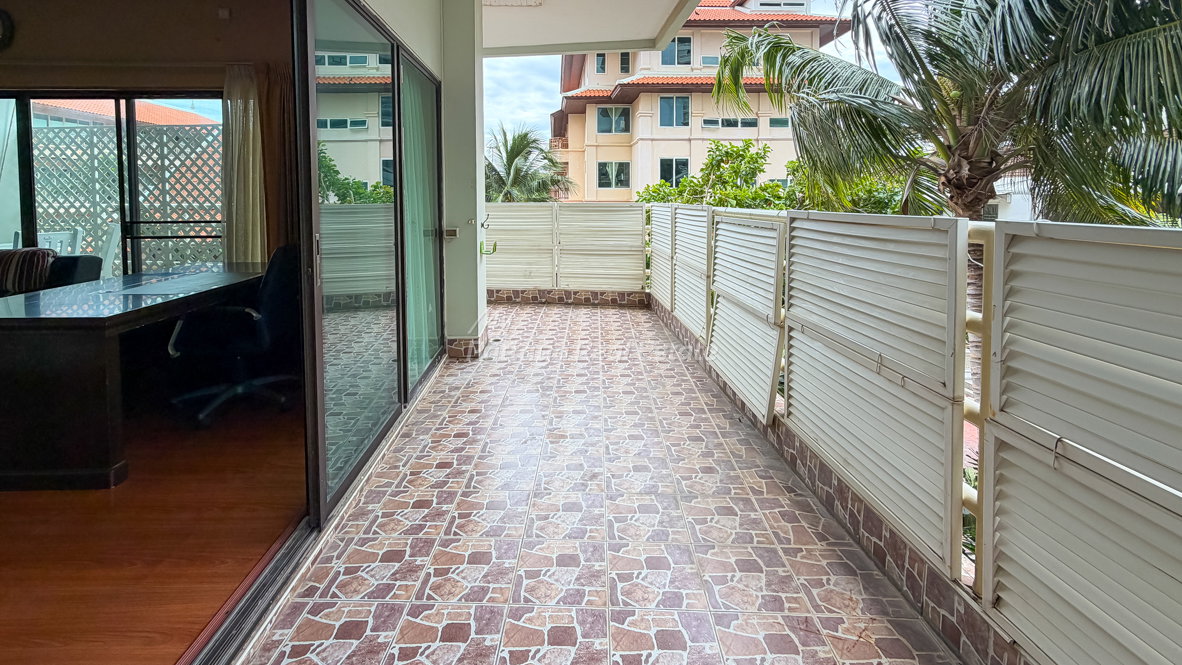 picture 🛏️ 2 Bed - 🛁 2 Bath - 🏙️ City View - 🌏 FOREIGN name - 🏢 View Talay 5 Jomtien Condominium Beach - Ref: VT5C14 - 7/20