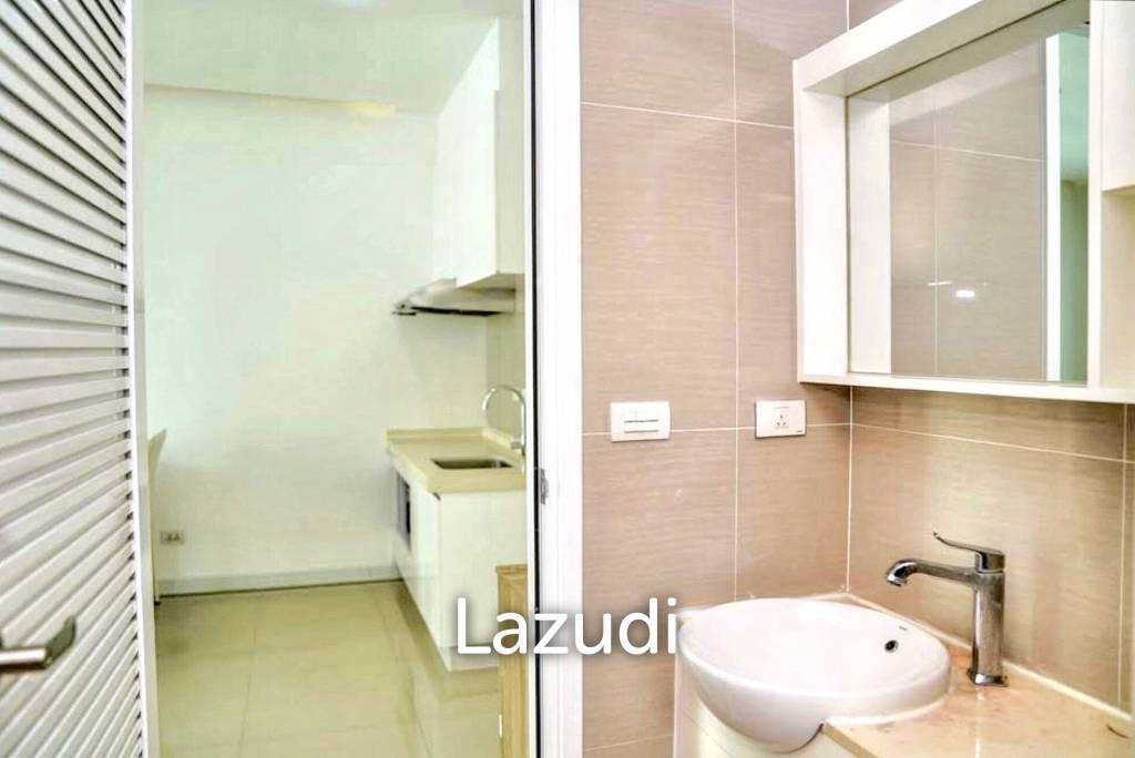 picture 1 Bed 1 Bath 40 SQ.M T.C. Green Condominium - 14/15