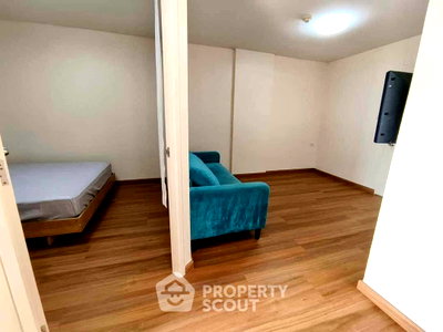 Condos for sale : 1-BR Condo at Lumpini Condo Town Bodindecha Ramkhamhaeng in Phlapphla (ID 3343300)