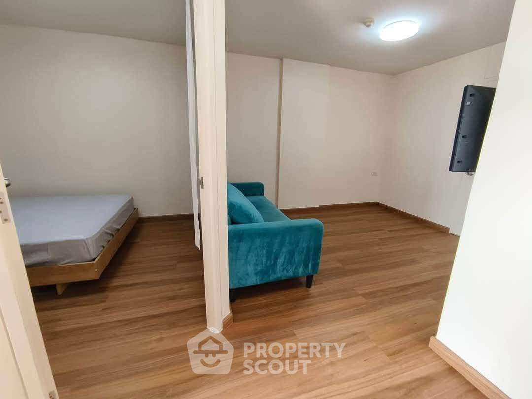picture 1-BR Condo at Lumpini Condo Town Bodindecha Ramkhamhaeng in Phlapphla (ID 3343300) - 5/10