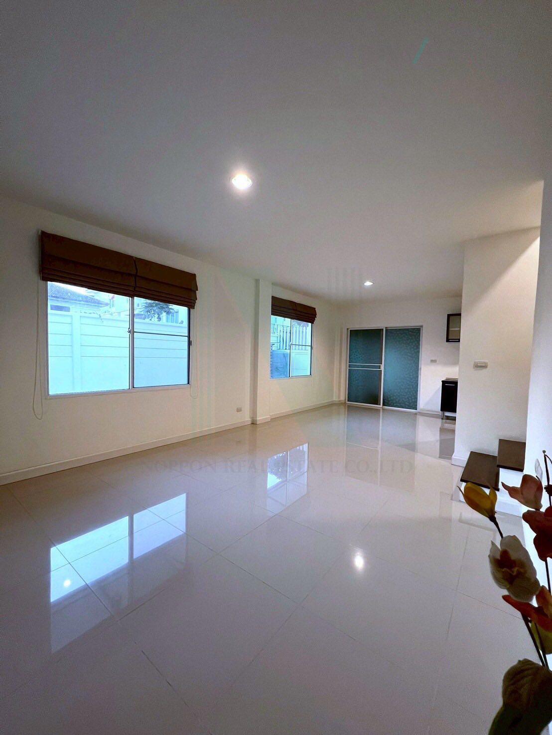 2-bed townhouse for sale, 168 sqm, 37 sq wah, Town Avenue Rama 9