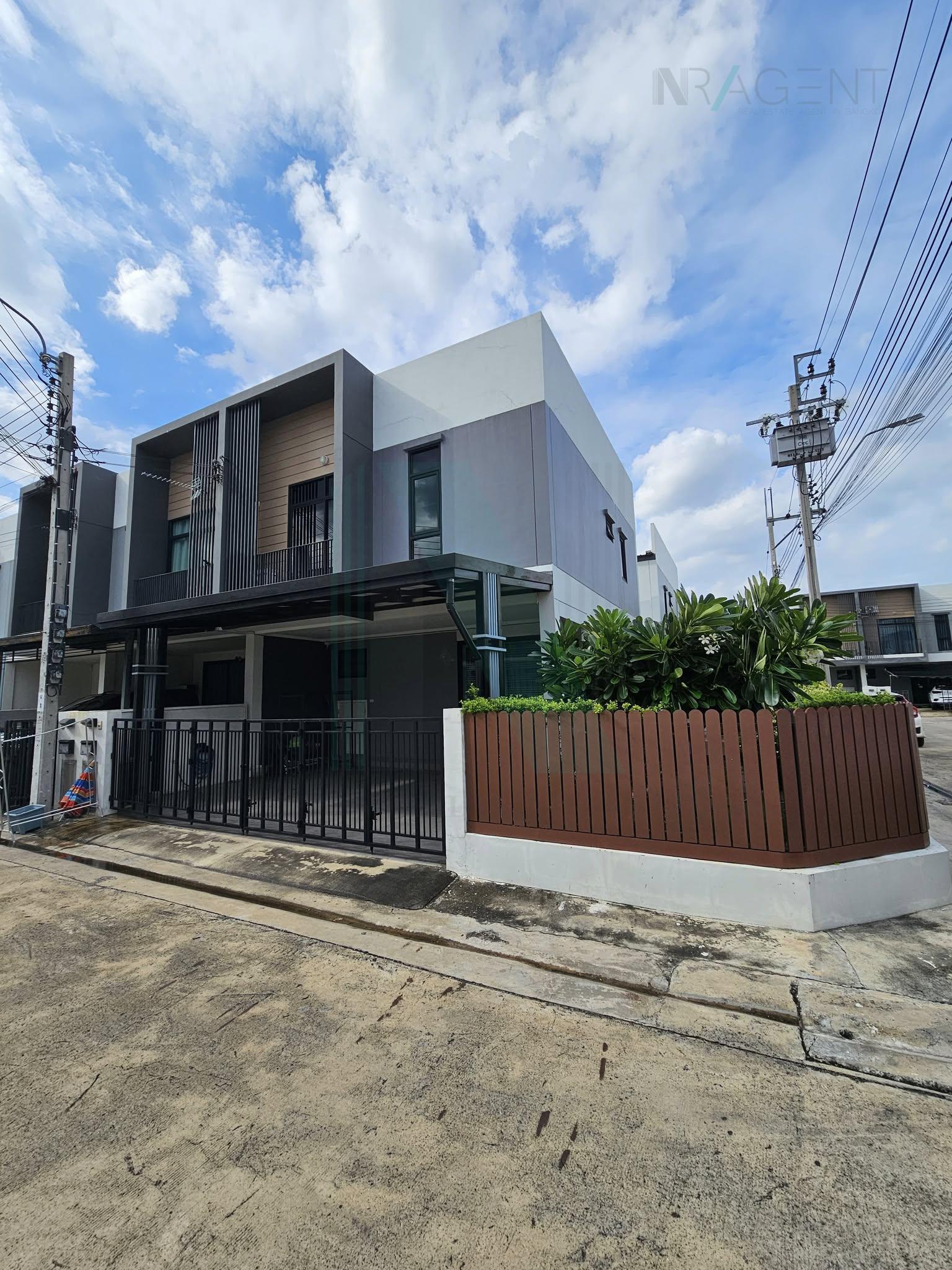 ขายทาวน์โฮม 3 ห้องนอน 134 ตร.ม. 34 ตร.ว. แฮปปี้ วิลล์ ดอนเมือง