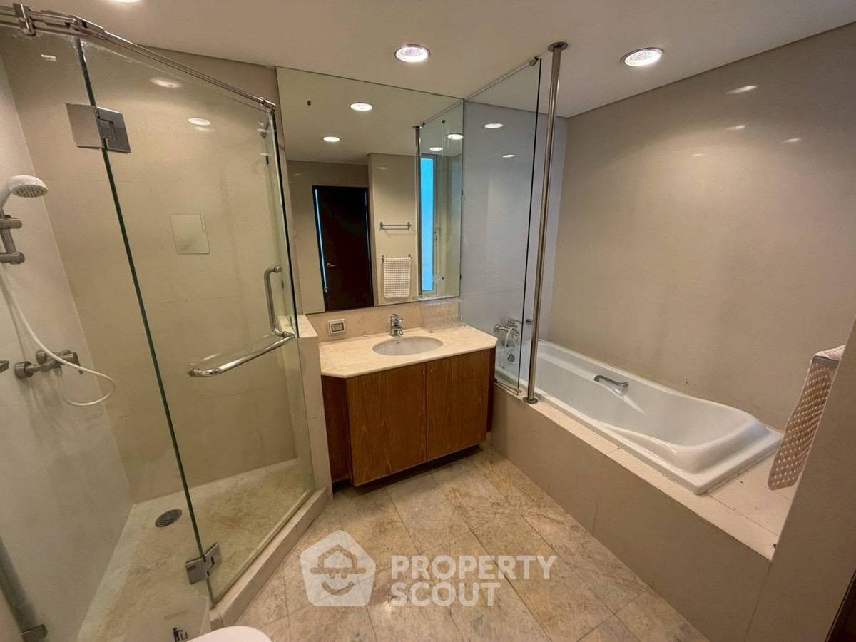 picture 3-BR Condo at Wilshire near BTS Phrom Phong (ID 3343304) - 14/20