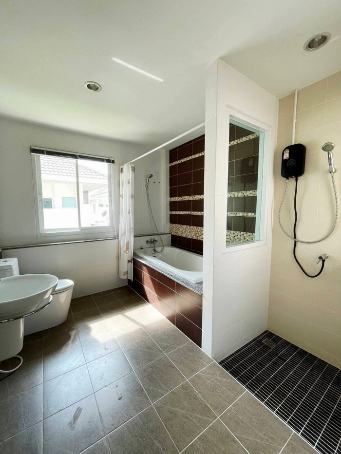 รูป
🏡 ให้เช่าลากูน่าโฮม สันทราย ใกล้การรวมโชคเซ็นทรัลเฟสติวัล - รูปที่ 16/18