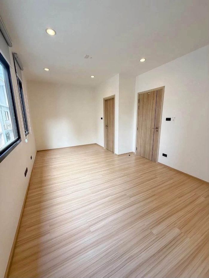 picture 🏡 FOR RENT | SHIZEN PHATTHANAKAN 32
⭐ K244 | Corner Unit | Double Volume
💰 65,000 THB/month - 12/18