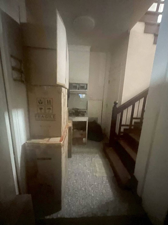 picture Two Stories Home for Sale,Great location,10 minute to central east villa. - 10/15