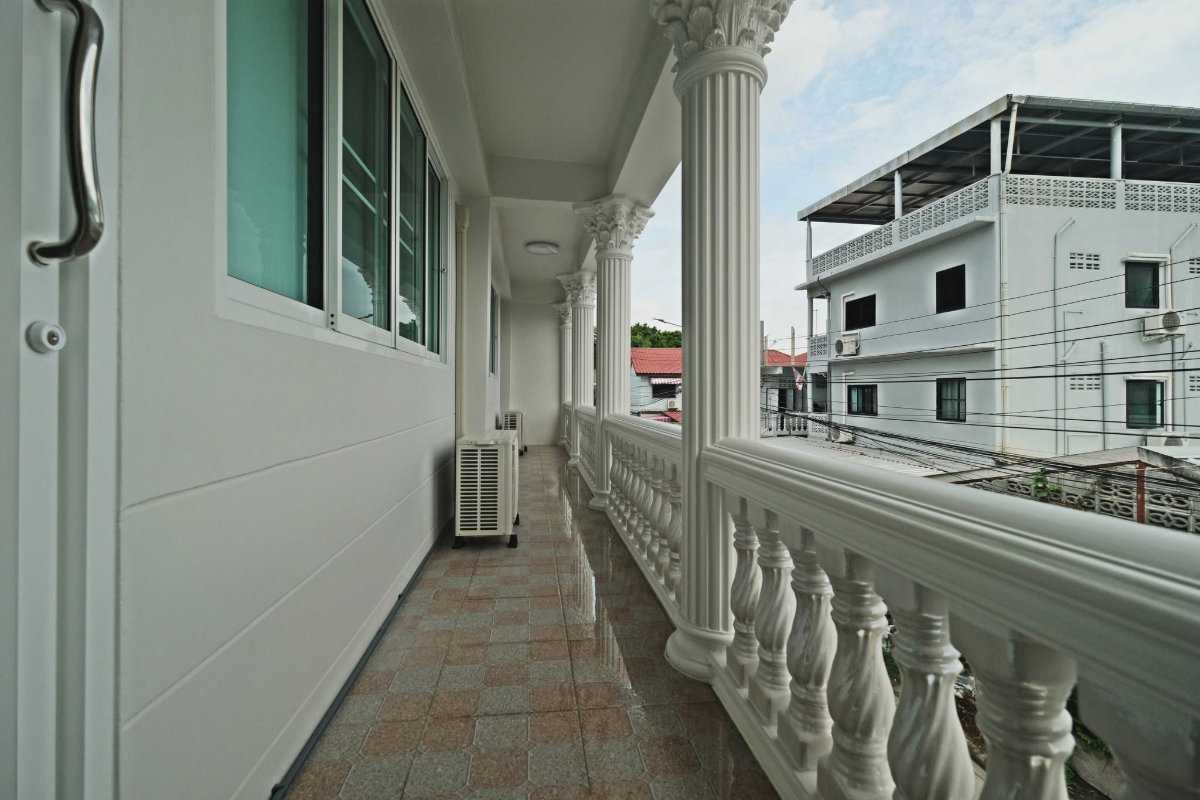 รูป ขายบ้านเดี่ยวรีโนเวทใหม่สไตล์โมเดิร์นลักชัวรี่ หมู่บ้านเปรมฤทัย 1 (Premruethai 1) ซอยรามอินทรา 46/1 ใกล้รถไฟฟ้าสายสีชมพูสถานีคู้บอน - รูปที่ 48/50