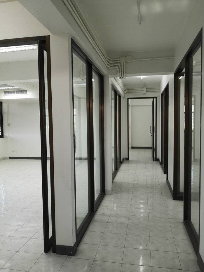 picture #OHR32 4.5-Story Office Building for Rent | Cargo Lift 📍 Pattanakarn–On Nut - 9/13