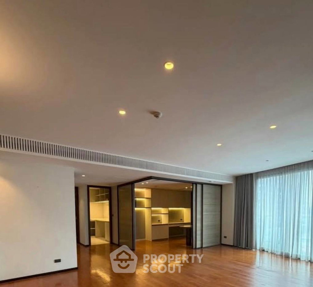 รูป คอนโด 3-ห้องนอน ที่ ลา ซิตต้า ทองหล่อ 16 ใกล้ BTS ทองหล่อ (ID 3206873) - รูปที่ 2/8