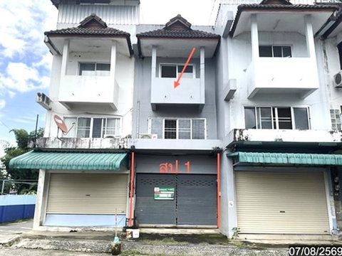 อาคารพาณิชย์ 17.3 ตร.วา เมืองเชียงราย เชียงราย 2.6M
