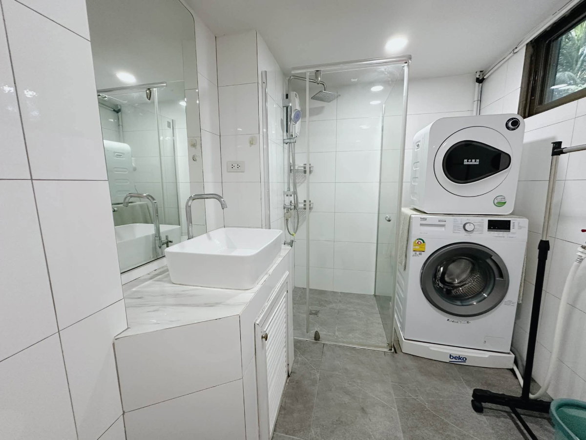รูป ให้เช่าศรีธนาคอนโดมิเนียม 2 ห้องรีโนเวทใหม่ เพียง 10000 บาทต่อเดือน โทร (0955752068 คุณชมพู) - รูปที่ 11/12