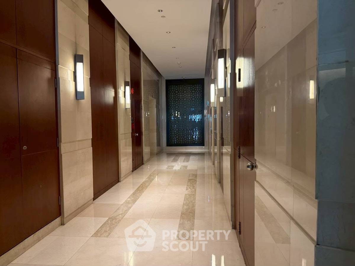 picture 3-BR Condo at Wilshire near BTS Phrom Phong (ID 3343304) - 15/20
