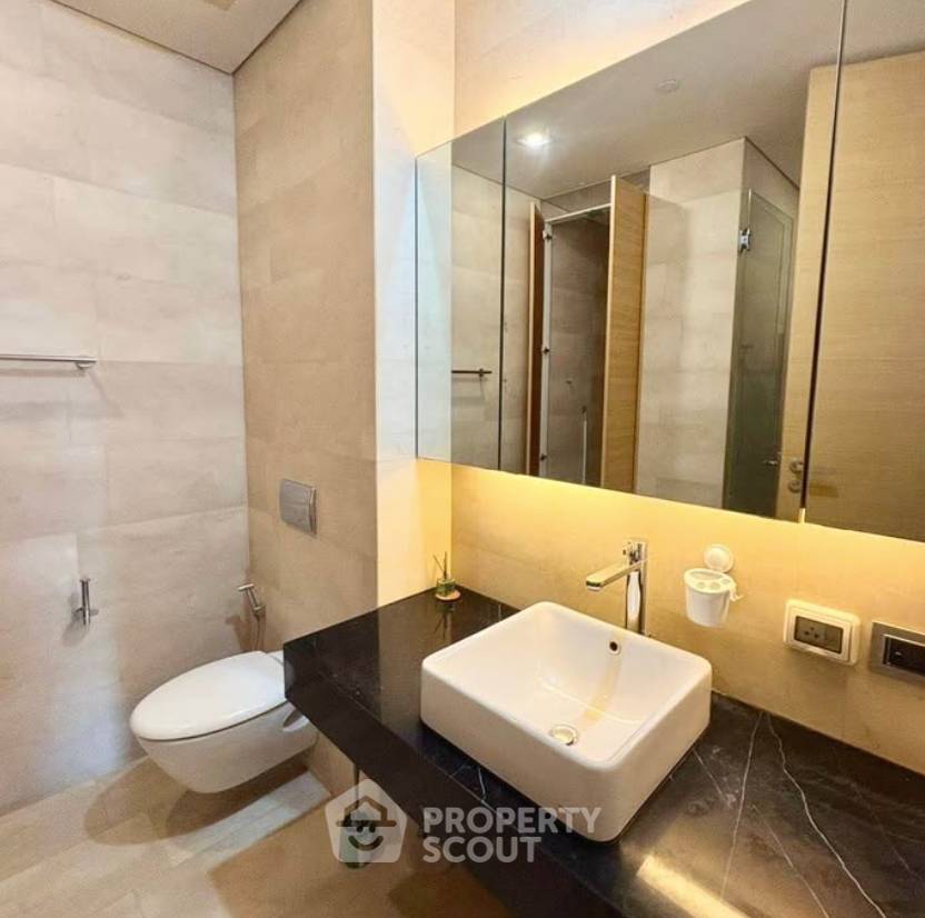 picture Spacious 1-BR 62 Sqm Saladaeng Residences, 400m From MRT Silom (ID 3342481) - 5/5