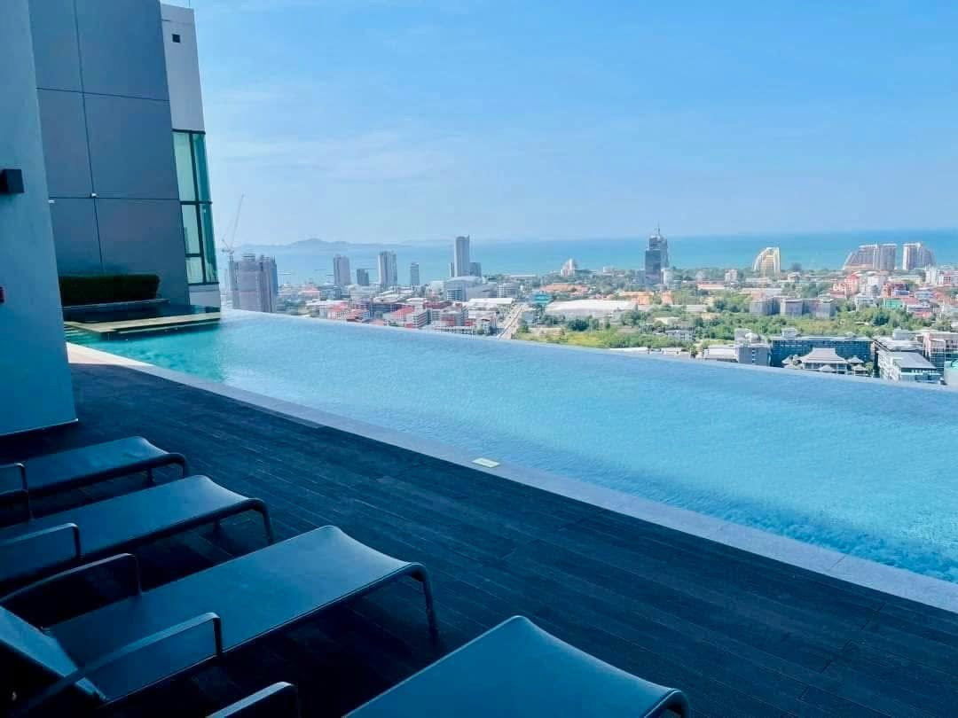 picture Pattaya posh condo for yearly rent - 10/13