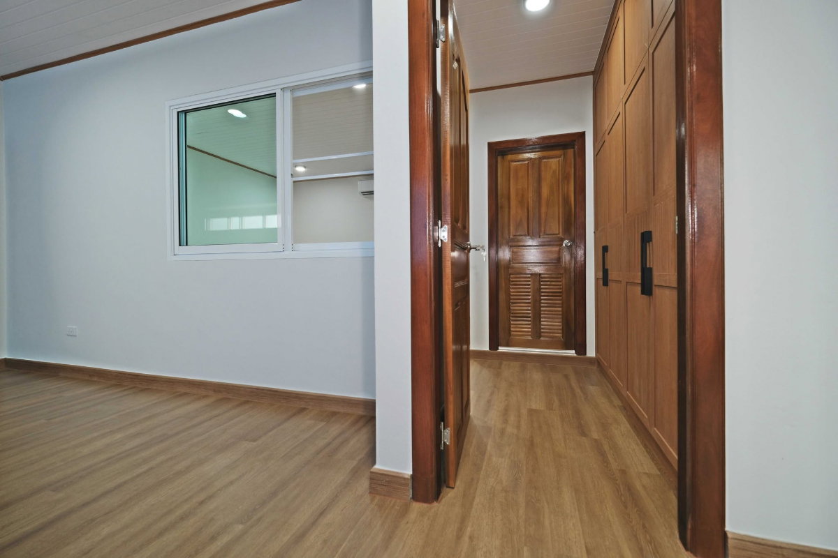 รูป ขายบ้านเดี่ยวรีโนเวทใหม่สไตล์โมเดิร์นลักชัวรี่ หมู่บ้านเปรมฤทัย 1 (Premruethai 1) ซอยรามอินทรา 46/1 ใกล้รถไฟฟ้าสายสีชมพูสถานีคู้บอน - รูปที่ 34/50