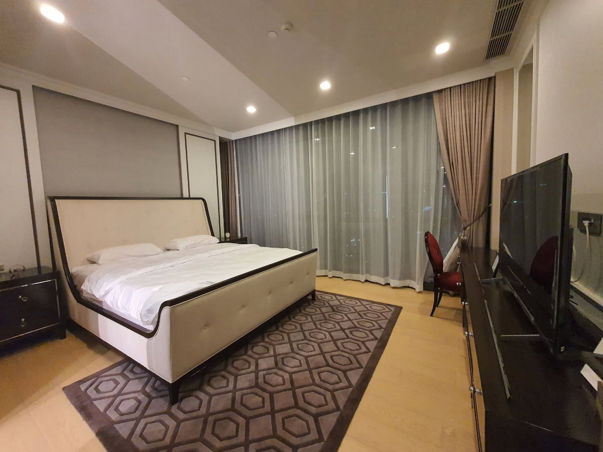 picture For rent Condo The Monument Thonglor Fully Furnished (S03-2789) - 1/8