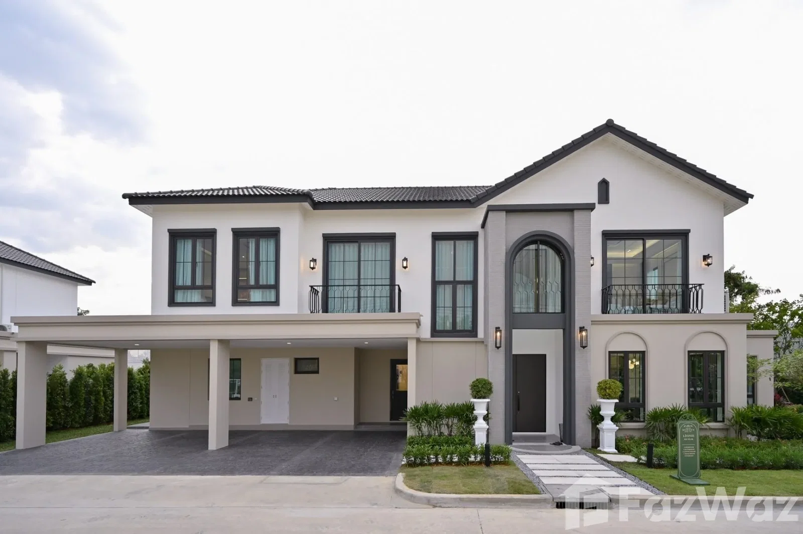 ขายบ้านเดี่ยว 5 ห้องนอน 400 ตร.ม. 102.1 ตร.ว. เขตทวีวัฒนา