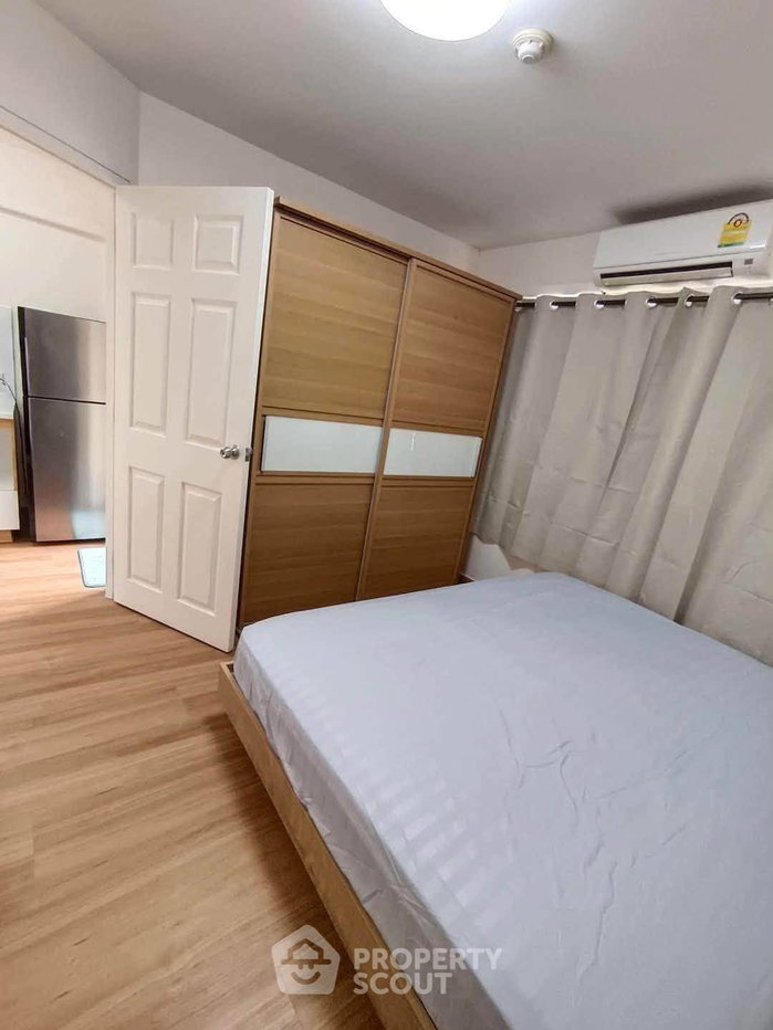 picture 1-BR Condo at Lumpini Condo Town Bodindecha Ramkhamhaeng in Phlapphla (ID 3343300) - 4/10