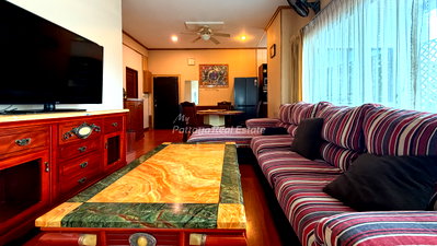 Condos for sale : 🛏️ 2 Bed - 🛁 2 Bath - 🏙️ City View - 🌏 FOREIGN name - 🏢 View Talay 5 Jomtien Condominium Beach - Ref: VT5C14