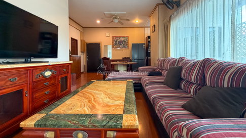 🛏️ 2 Bed - 🛁 2 Bath - 🏙️ City View - 🌏 FOREIGN name - 🏢 View Talay 5 Jomtien Condominium Beach - Ref: VT5C14