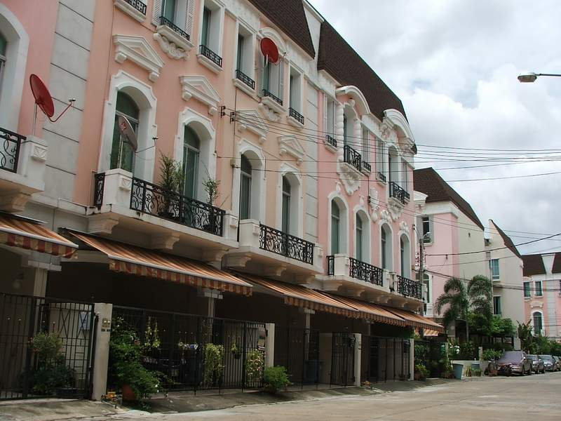 picture Townhome for Rent at Baan Klang Muang Grand De Paris Ratchada - 2/22