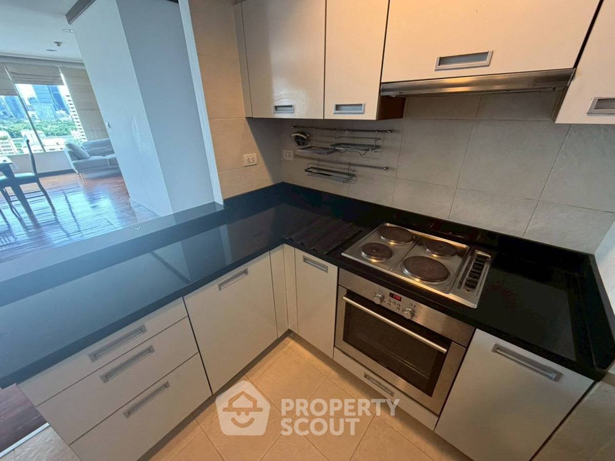 picture 3-BR Condo at Wilshire near BTS Phrom Phong (ID 3343304) - 3/20
