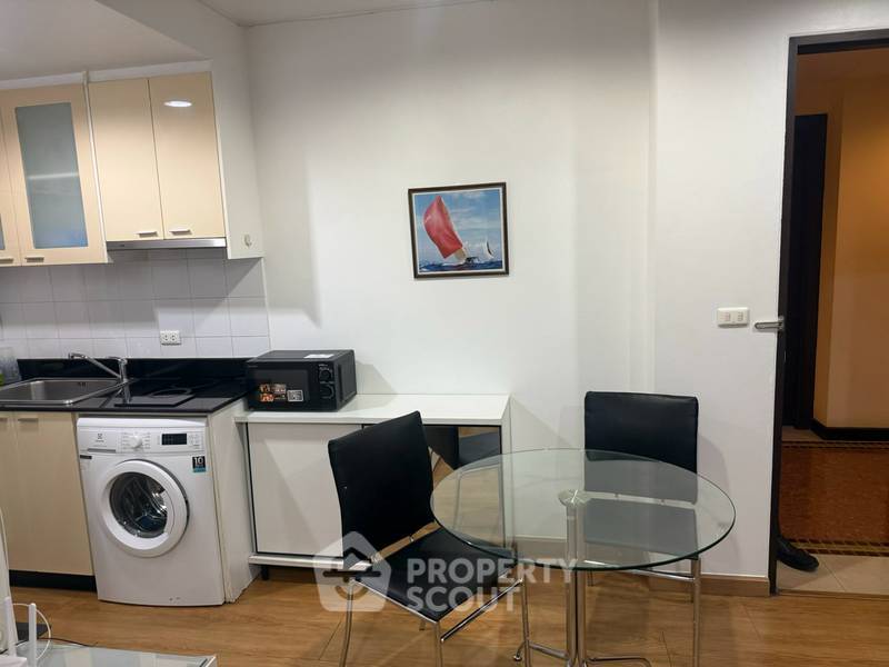 รูป ใกล้ BTS เอกมัย 200 ม. คอนโด 1 ห้องนอน The Address Sukhumvit 42 (ID 3343278) - รูปที่ 3/9